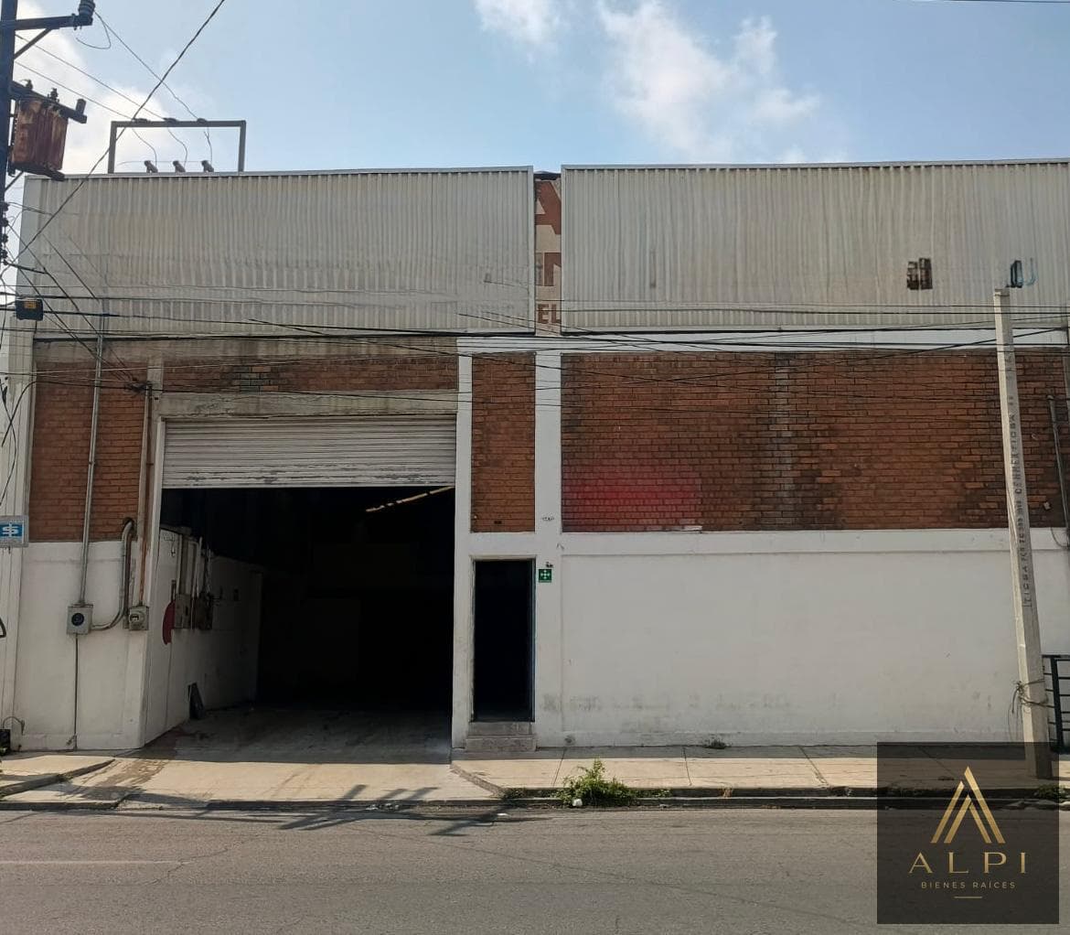 Commercial Warehouse for Rent in Mitras Centro