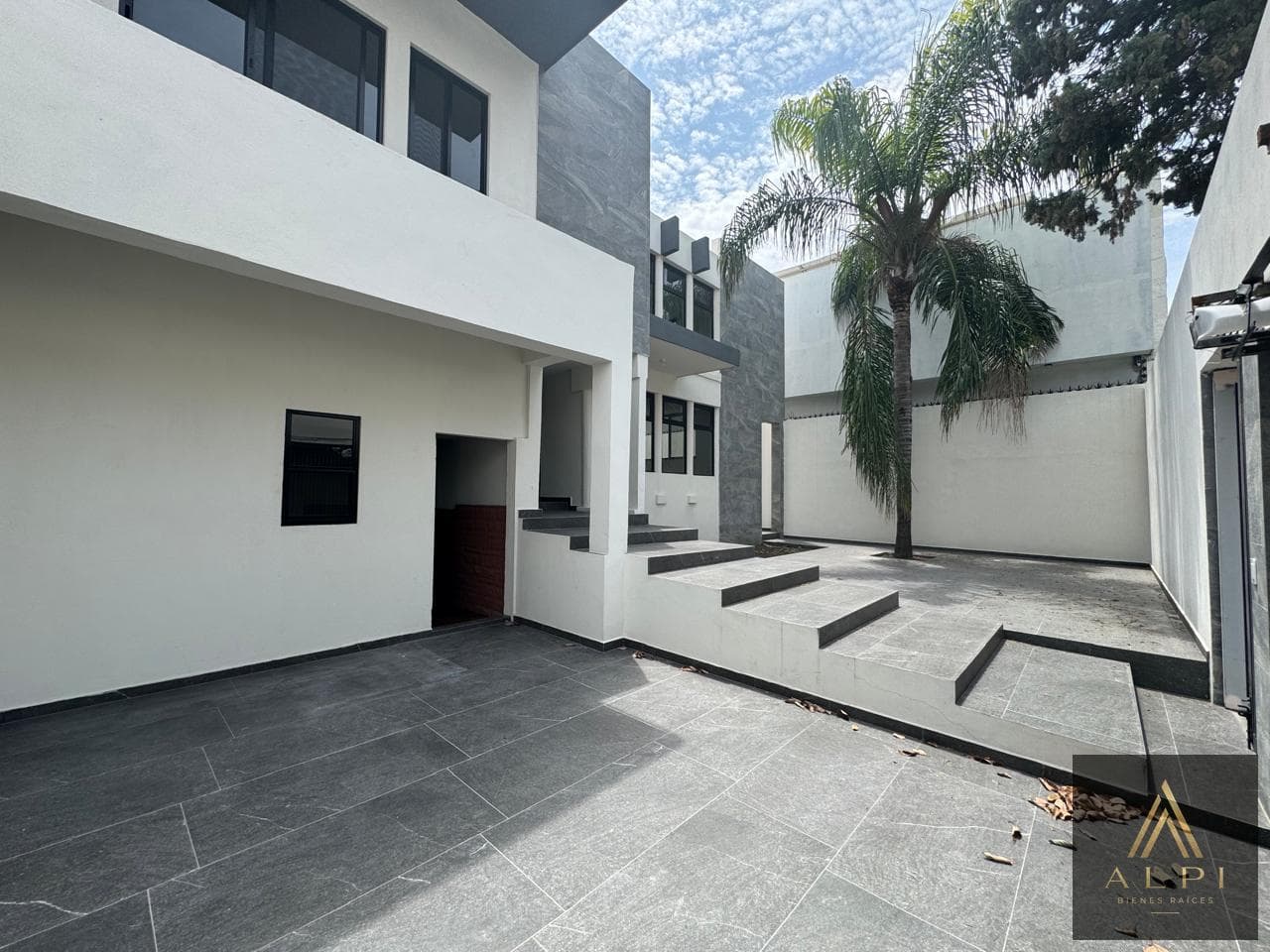 House for Sale in Las Brisas