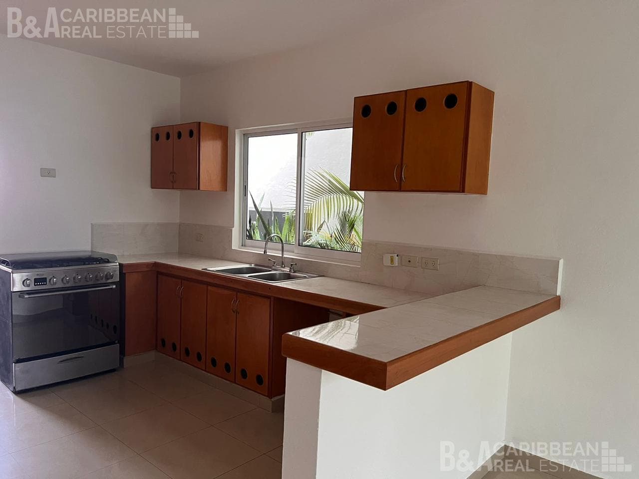 House for Sale or Rent in the Selvamar Residential Complex, Playa del Carmen