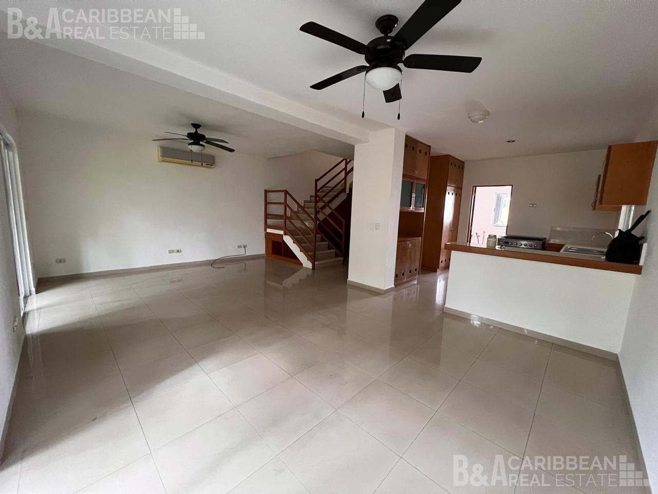 House for Sale or Rent in the Selvamar Residential Complex, Playa del Carmen