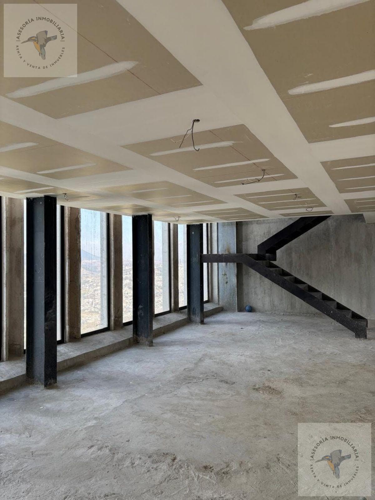 Apartment for Sale: PH Avivia Bosque Real