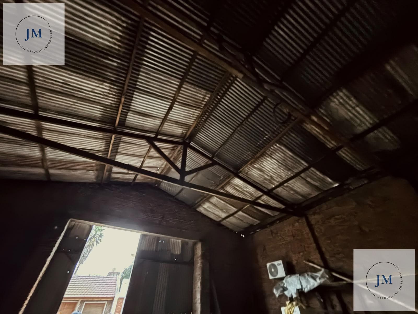 Warehouse for sale in Carmen De Areco.