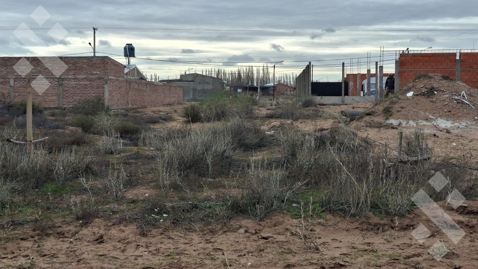 For Sale | 360 m2 Lot | Altos de Senillosa Neighborhood | Senillosa