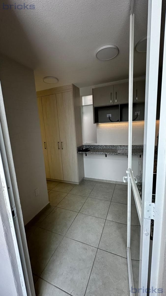 Lakefront Apartment for Rent in Zákia | 2 Bedrooms | Amenities