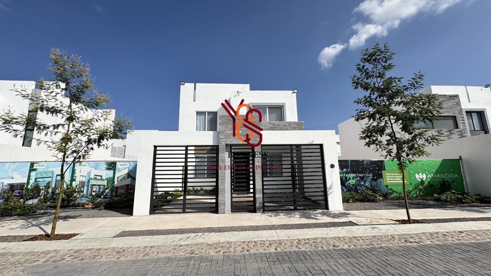 New, Modern House for Sale in Northern Ags! Exclusive Location!
