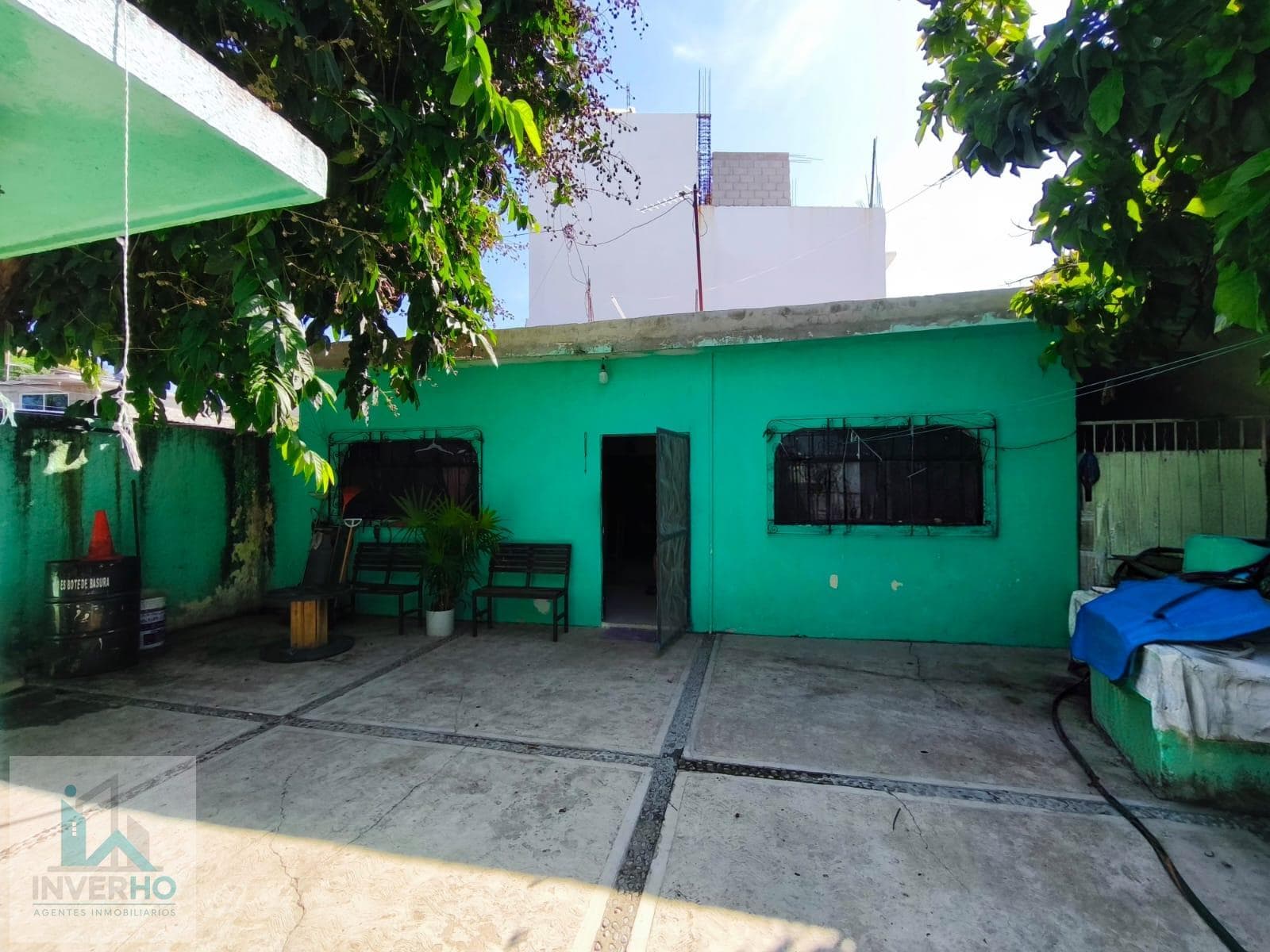 House in La Poza, less than 300 meters from the Boulevard de las Naciones