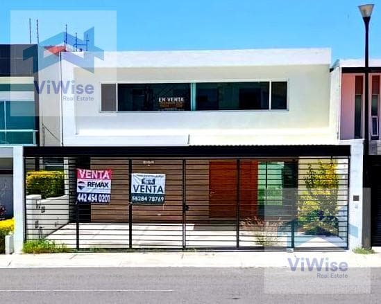3-Bedroom Residence | Cumbres del Lago