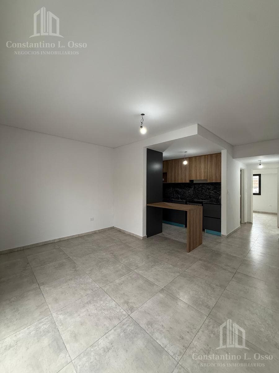 Three-room apartment - Lanusita