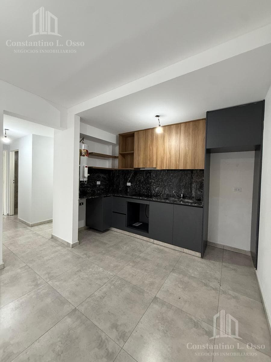 Three-room apartment—with garage—Lanusita