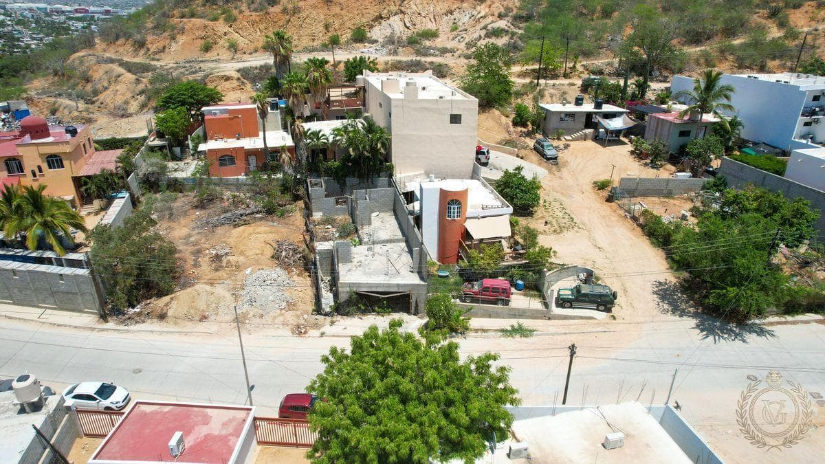 Land for Sale in Tiburón – Excellent Location, 5 Minutes from the Marina