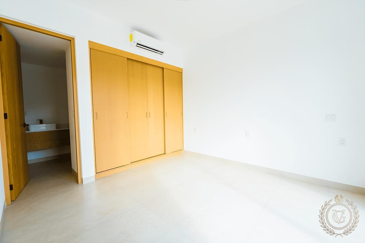 Excellent Investment Opportunity: 1-Bedroom Apartment in Cabo San Lucas