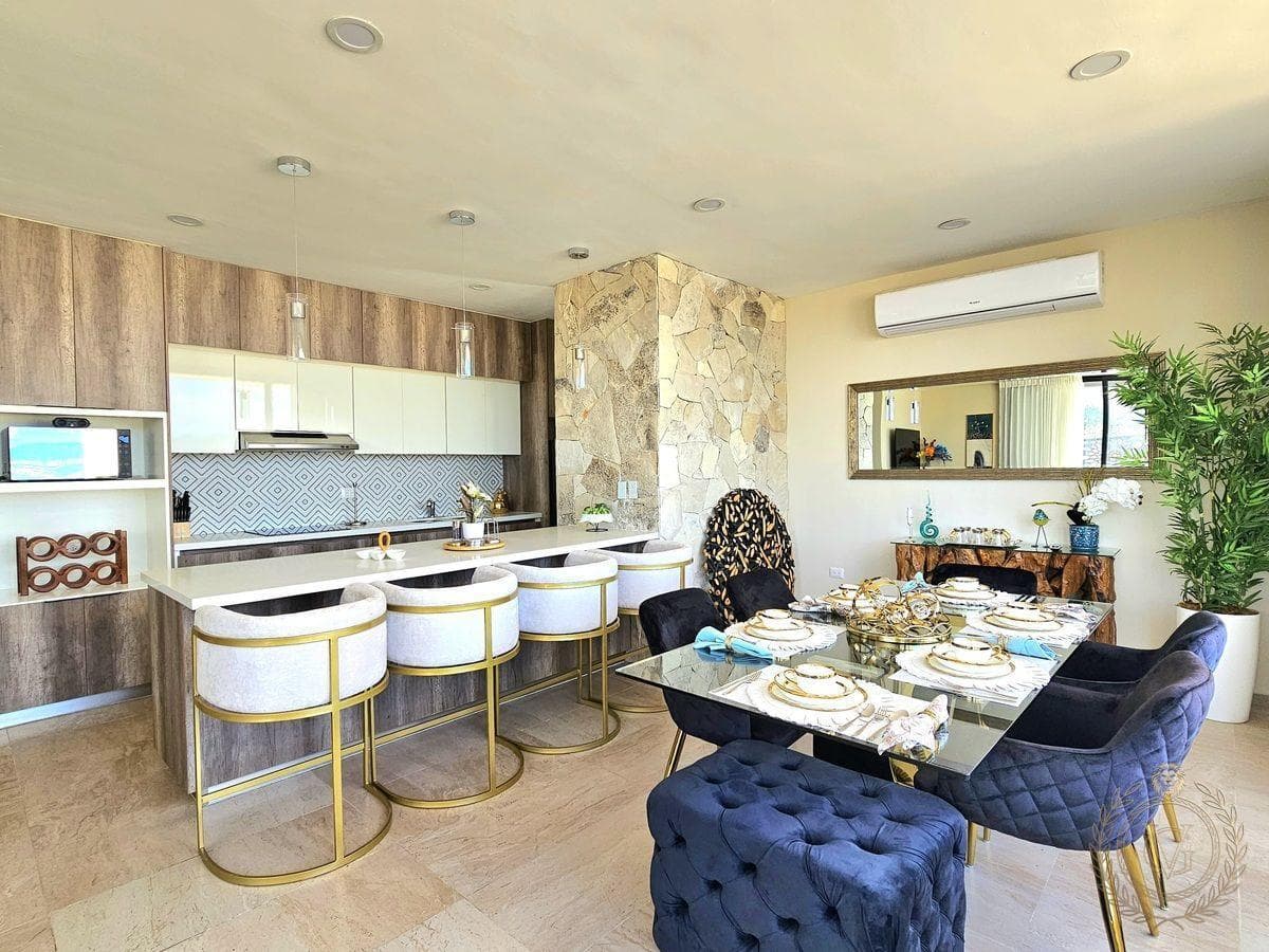 PENTHOUSE FOR SALE, PUNTO PEDREGAL