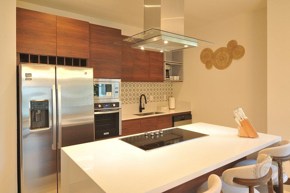 CONDO FOR RENT IN VISTA VELA 3 3101