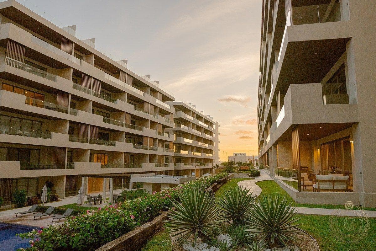 CONDO FOR RENT IN VISTA VELA 3 3101
