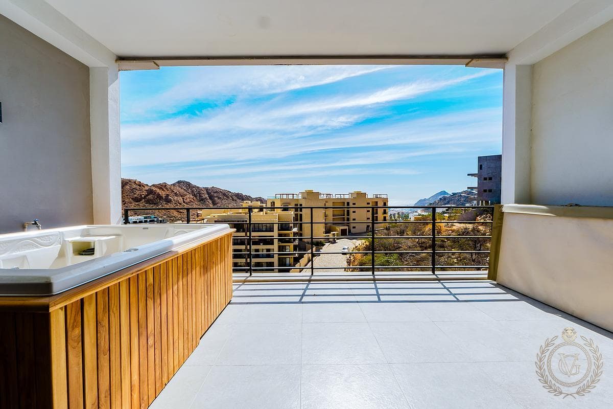 APARTMENT IN TORRE MARIA FOR SALE