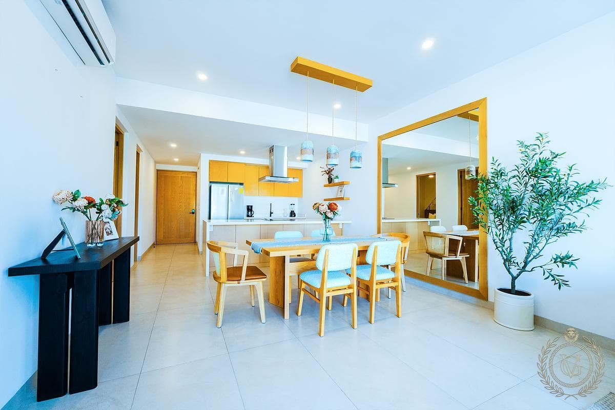 Spacious 2-Bedroom Apartment with a Terrace and Amenities in Cabo San Lucas
