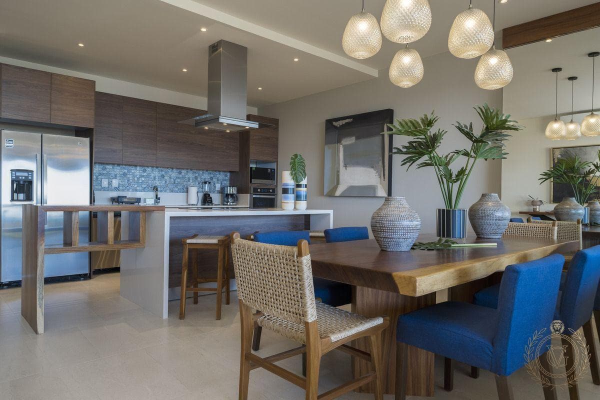Condo for Sale in Vista Vela II – 2 Bedrooms, 2.5 Bathrooms, and Luxury in Every Room