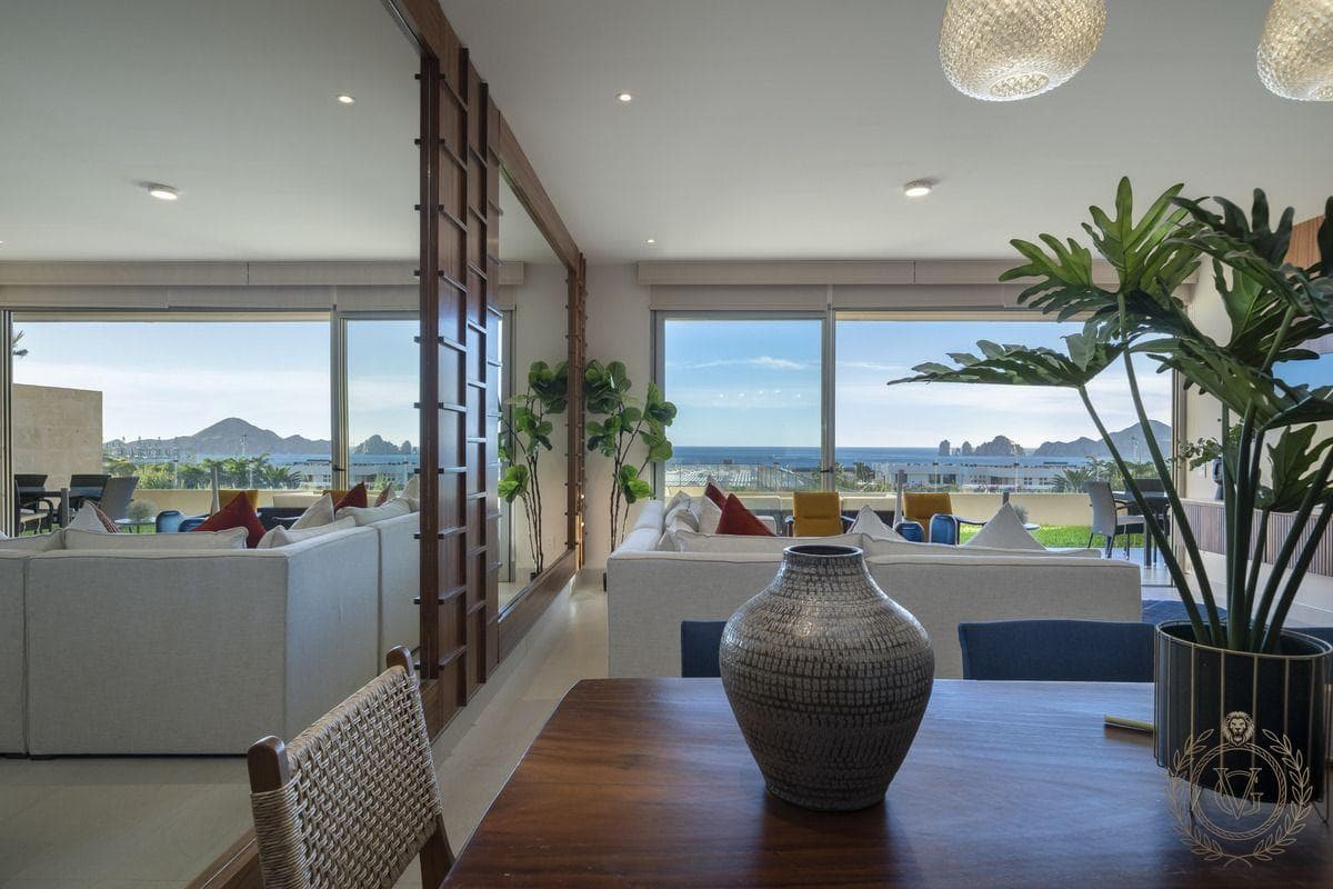 Condo for Sale in Vista Vela II – 2 Bedrooms, 2.5 Bathrooms, and Luxury in Every Room