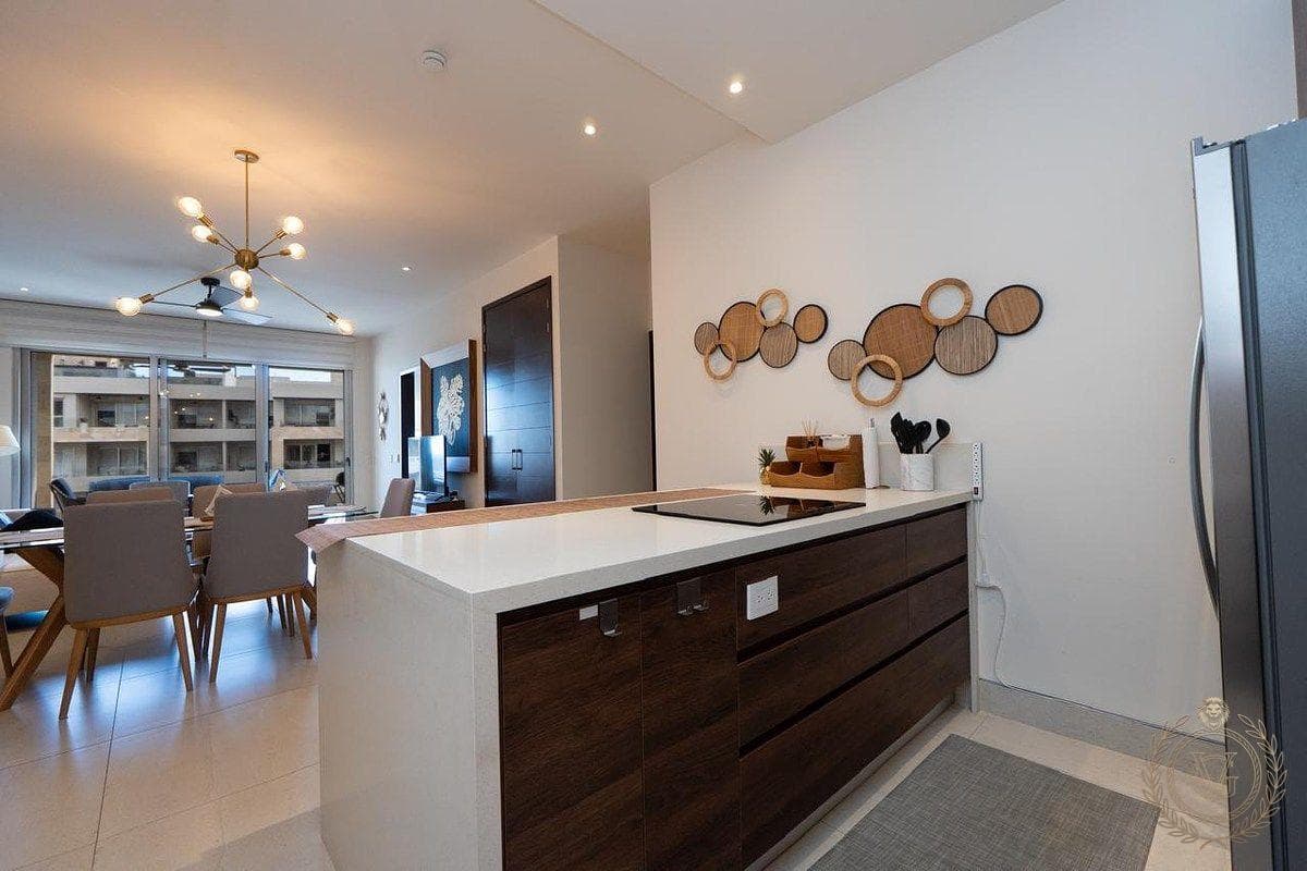 2-BEDROOM CONDO FOR SALE IN VISTA VELA 3
