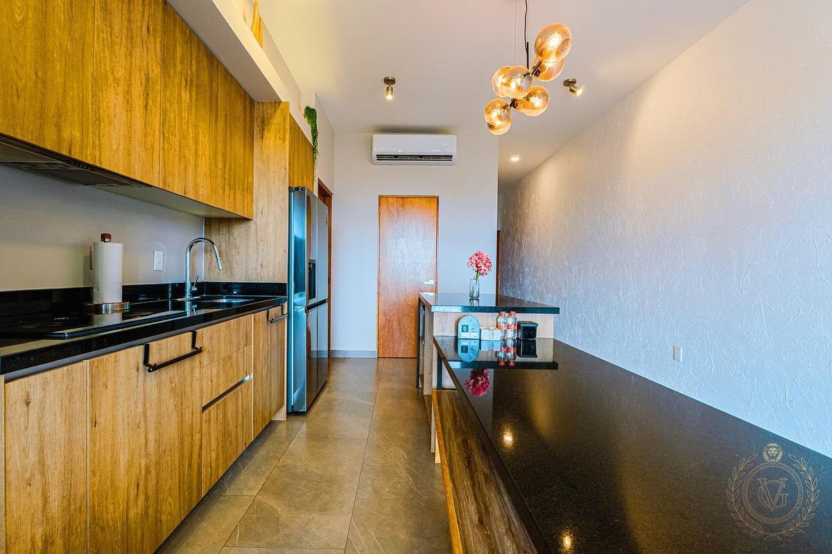 BEACHFRONT CONDOMINIUM FOR SALE | CSL