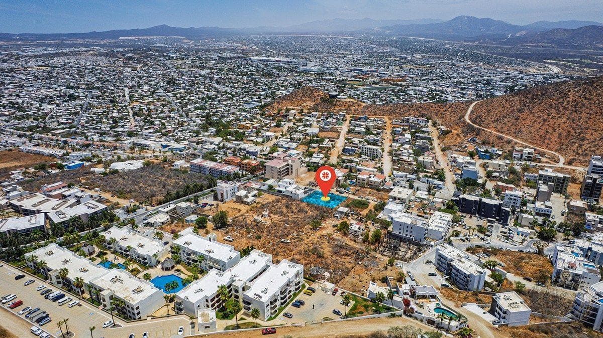 Lot for sale in the Sunset area of Cabo San Lucas