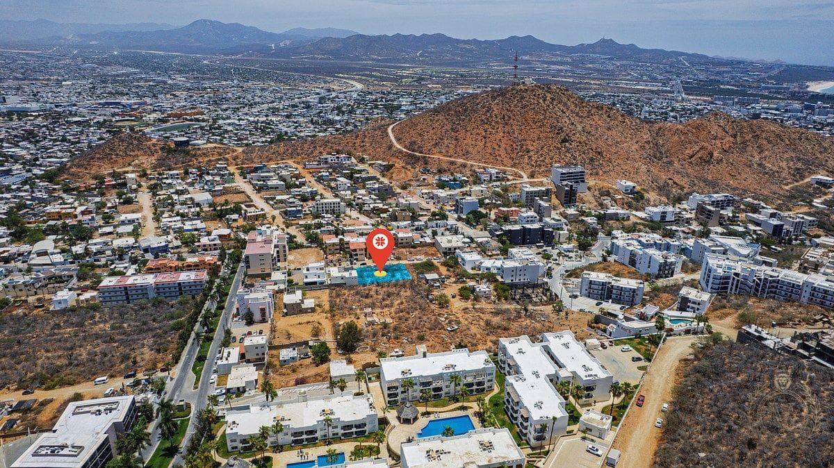 Lot for sale in the Sunset area of Cabo San Lucas