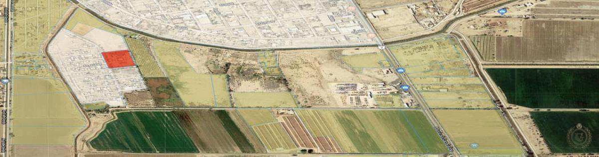 1.85-hectare lot with office space and a wide frontage in southern Mexicali