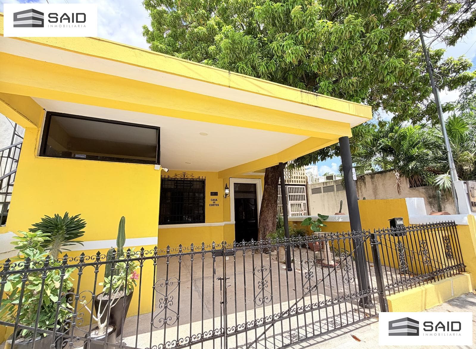 House for Sale in Downtown Mérida