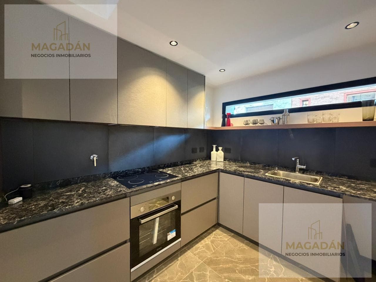 4-Room House for Sale in Villa Sarmiento - Financing Available