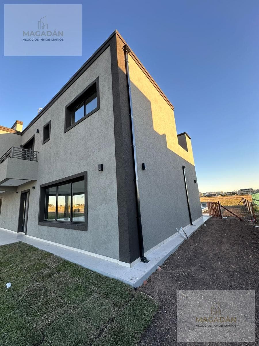 Venta PH 4 ambientes en Canning (Ezeiza)