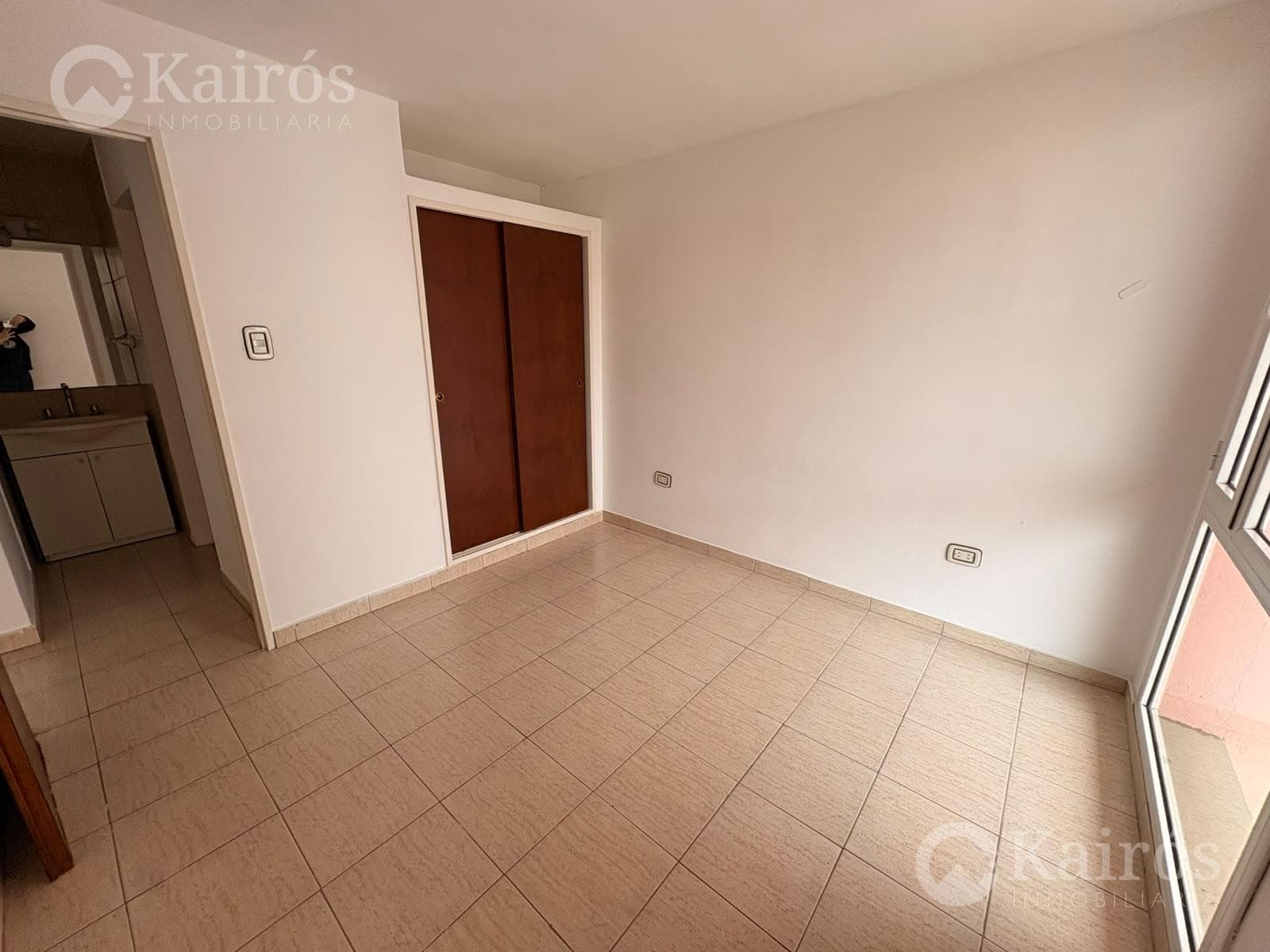 Tres Arroyos Apartment between Maipu and Don Bosco