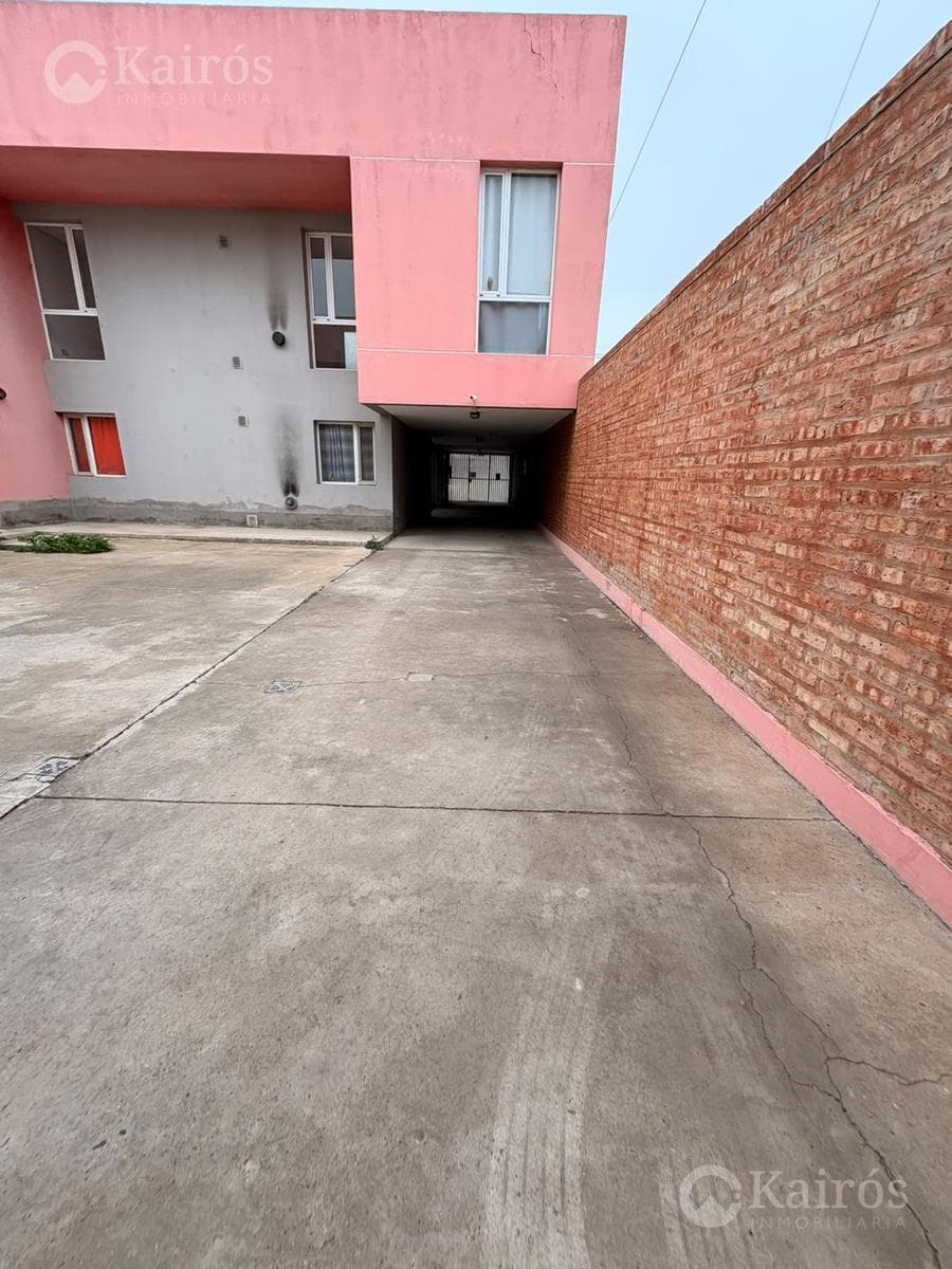Tres Arroyos Apartment between Maipu and Don Bosco