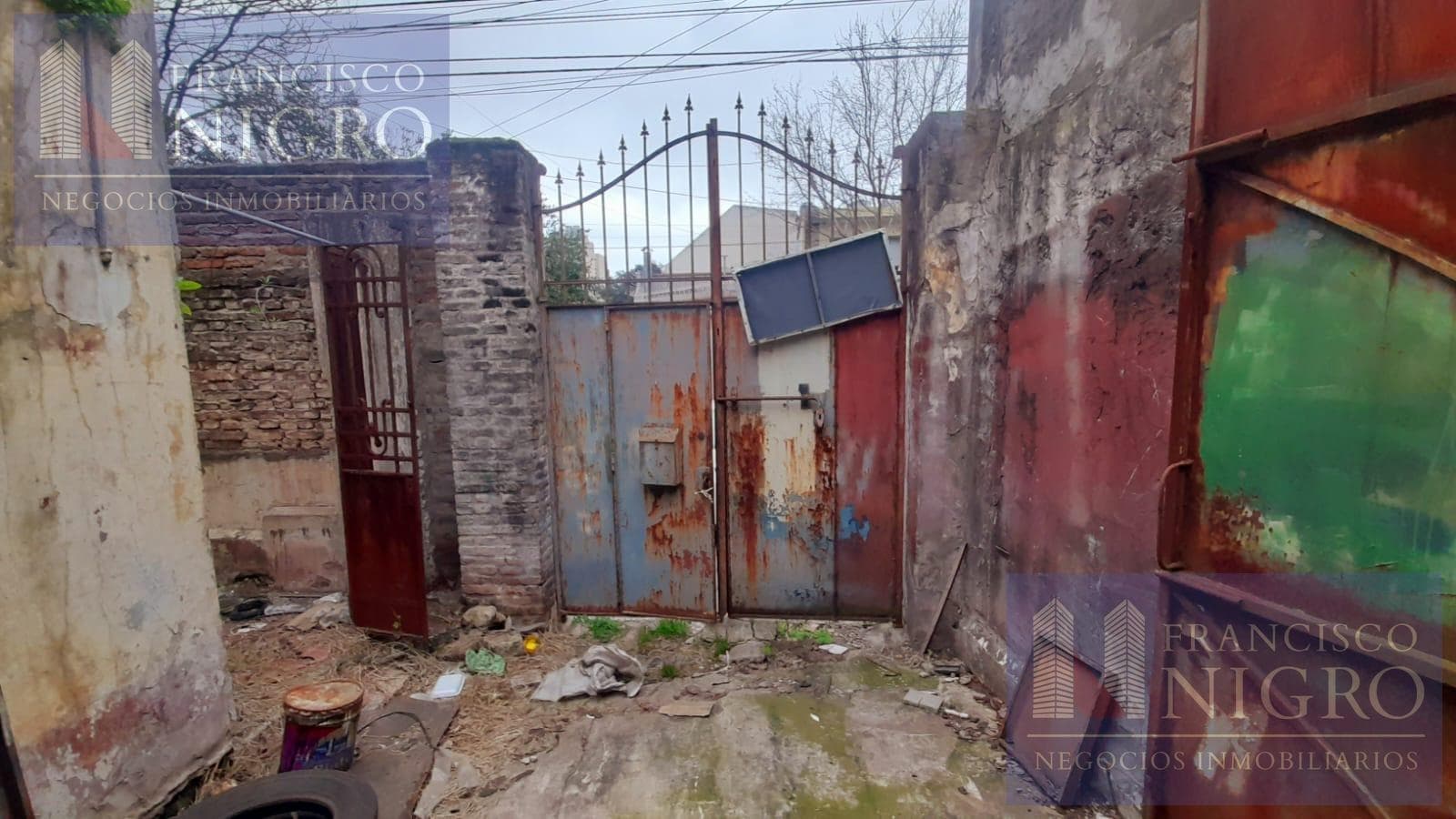 Warehouse in Monte Castro