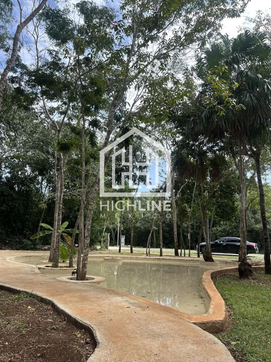 LAND FOR SALE IN PUERTO MORELOS, 160 M2, ACCESS TO AMENITIES, 15 MINUTES FROM THE AIRPORT