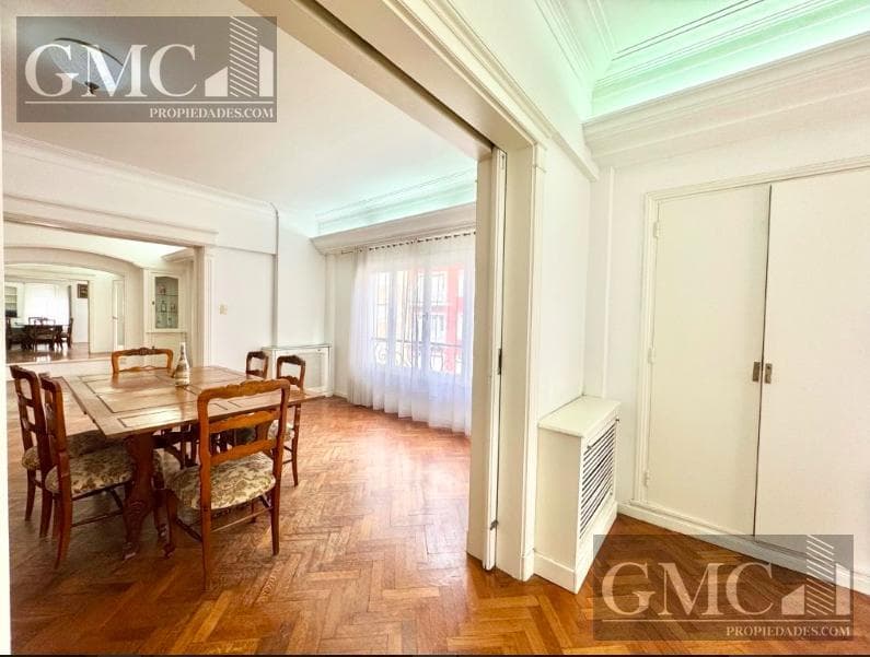 APARTMENT FOR SALE IN THE PLAZA COLON AREA