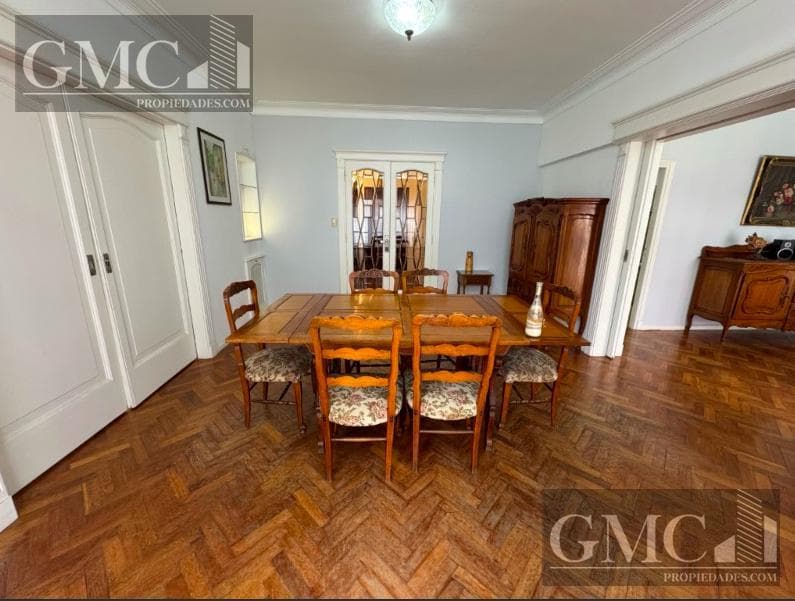 APARTMENT FOR SALE IN THE PLAZA COLON AREA