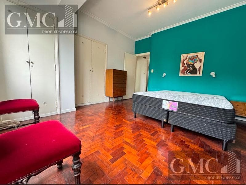 APARTMENT FOR SALE IN THE DOWNTOWN AREA