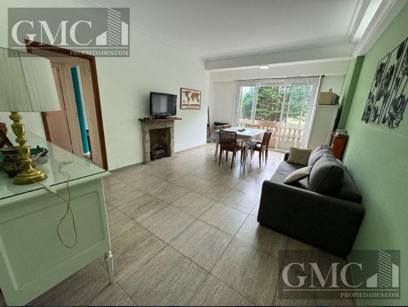 APARTMENT FOR SALE IN THE DOWNTOWN AREA