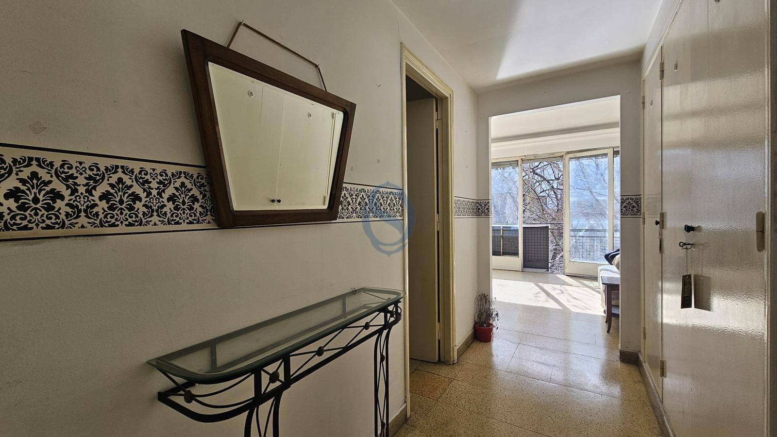 For Sale - Two-room apartment facing the street with a French balcony - Alte Brown 2130