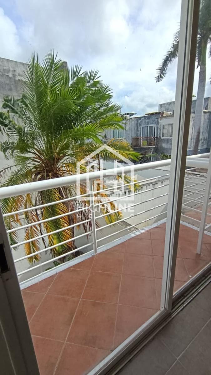 PRECIO DE REMATE, CASA EN VENTA EN POLIGONO SUR, 3 HABITACIONES, AMENIDADES