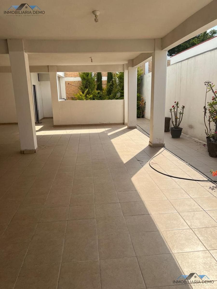 Apartment for sale on Av. Centenario with a pool, 3 blocks from the shopping center
