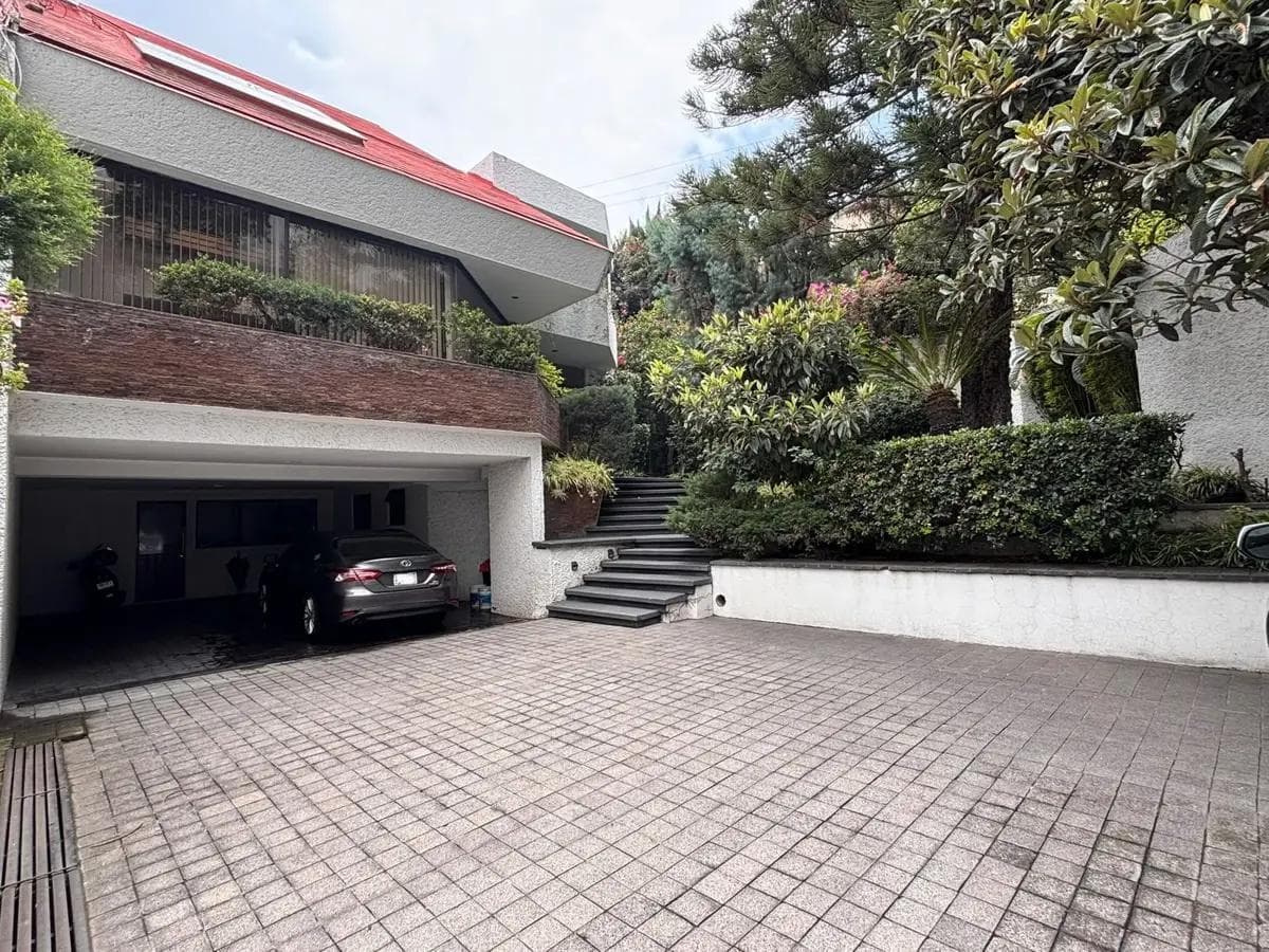 CASA EN VENTA EN CONDOMINIO BOSQUE DE LAS LOMAS
