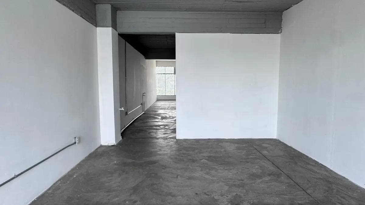 OFFICES FOR RENT | OPEN AND ADAPTABLE SPACE | REFORMA AREA
