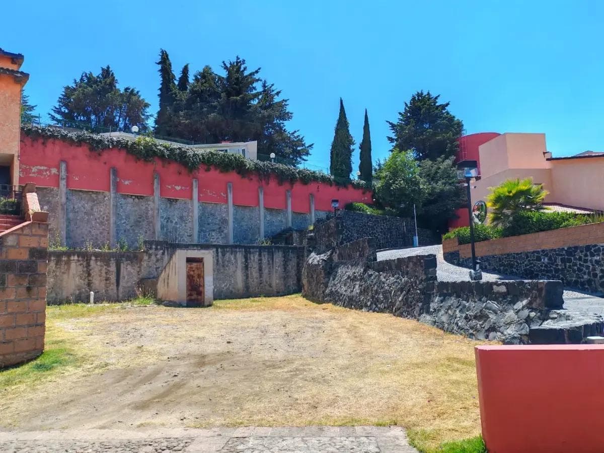 LAND FOR SALE IN A CONDOMINIUM IN CUAJIMALPA