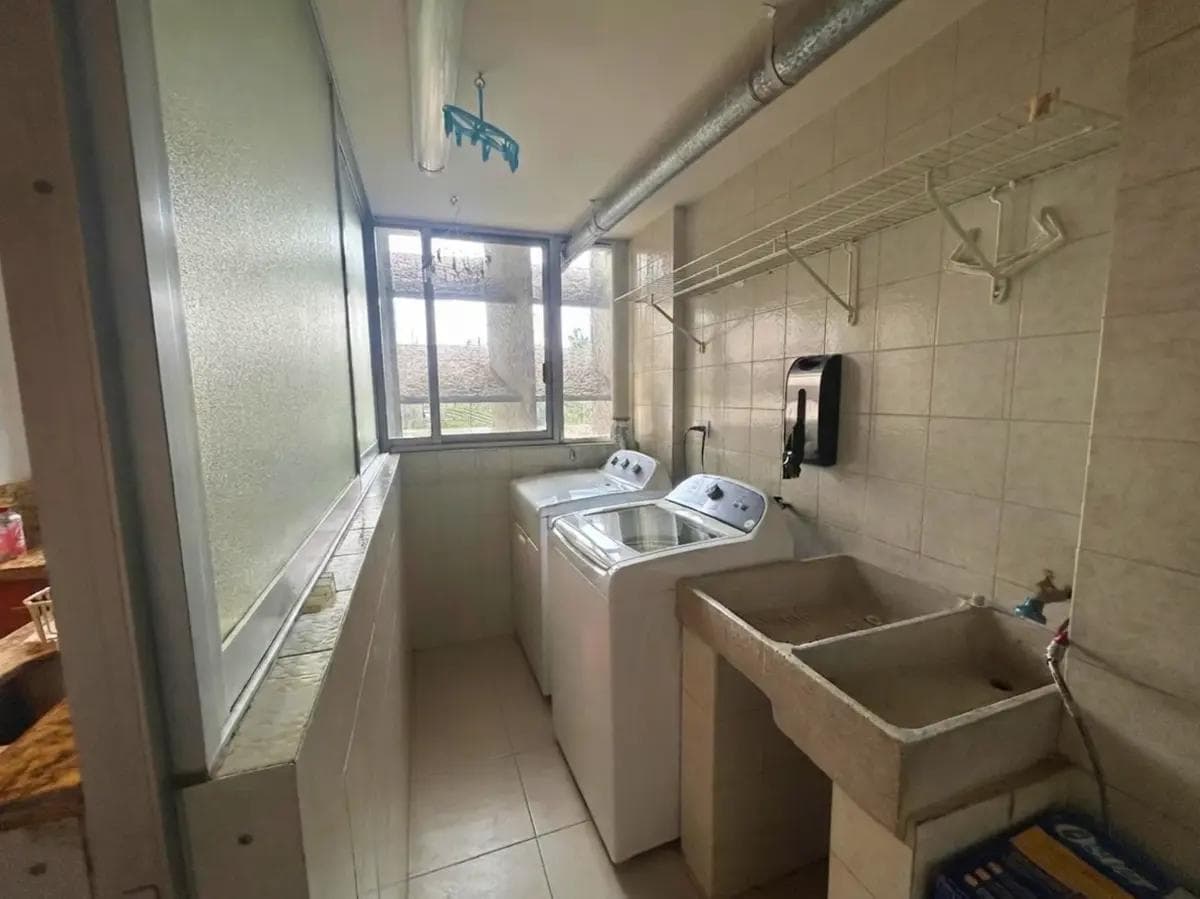 APARTMENT FOR SALE IN LOMAS ALTAS