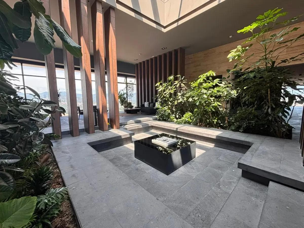 APARTMENTS FOR RENT IN THE MANIGUA RESIDENTIAL COMPLEX