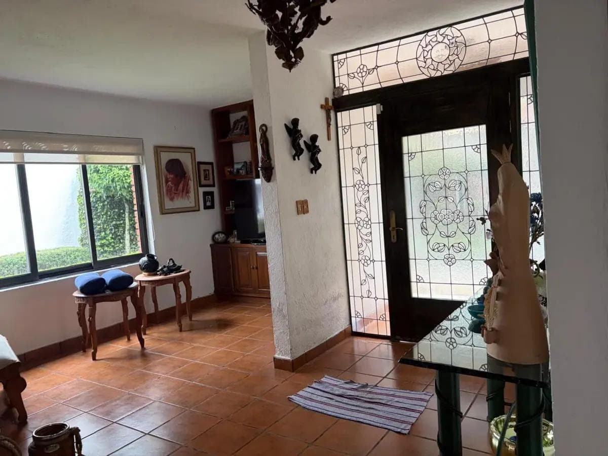 HOUSE FOR SALE IN CONTADERO, IN NEED OF RENOVATION