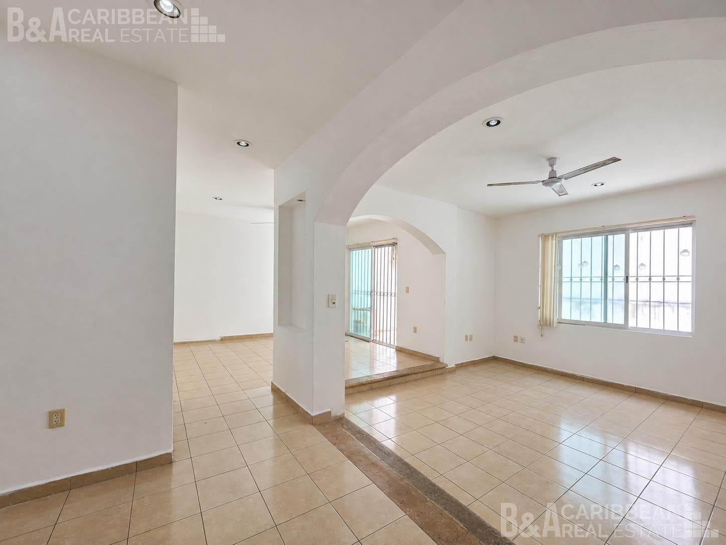 House for Rent | 3 Bedrooms | 3-Car Garage | Backyard | SM 50 Cancún