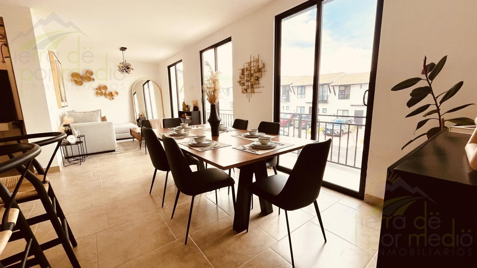 Pre-sale (Oct. 26) Luxury 1st-Floor Apartment in El Refugio, Querétaro