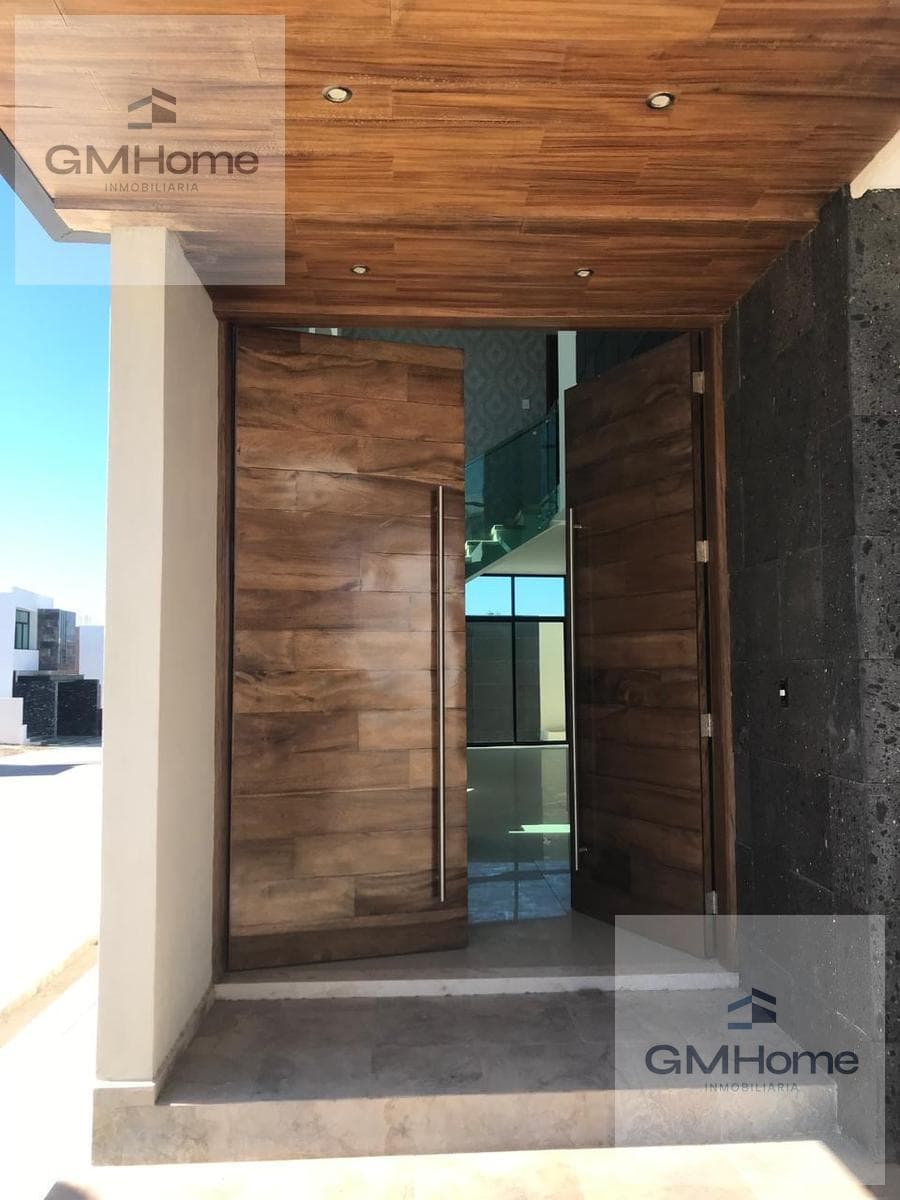 House for sale in the Soles residential complex
